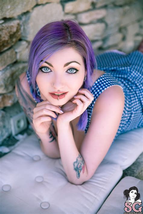 naked suicide girl|free 